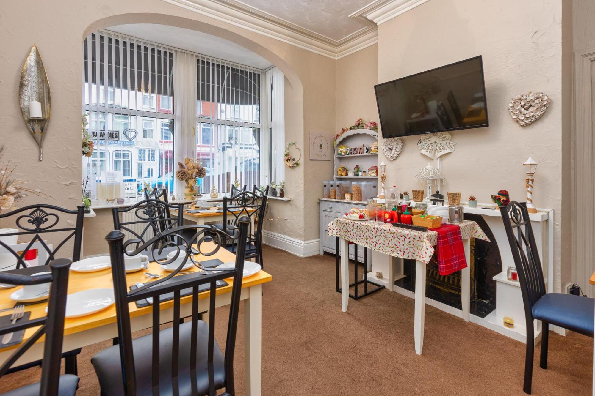 Friends Hotel Blackpool Extérieur photo